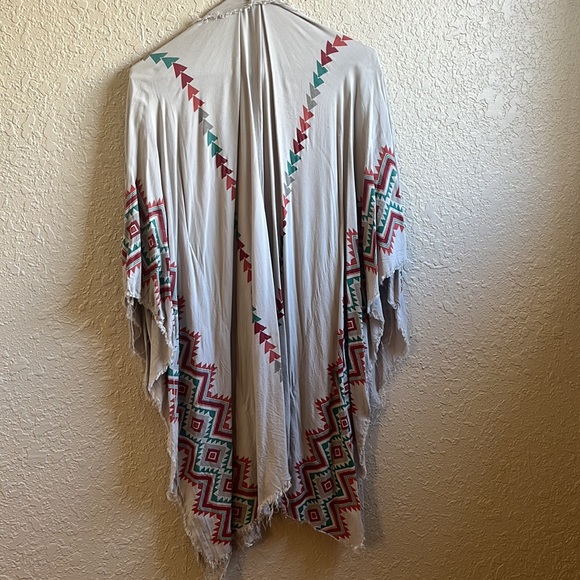 Aztec kimono - Picture 2 of 3